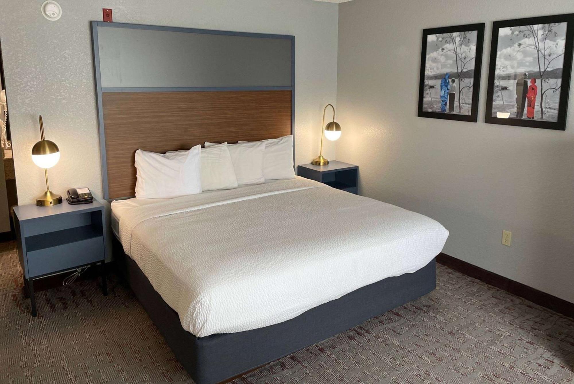 AmericInn by Wyndham Ankeny/Des Moines Extérieur photo