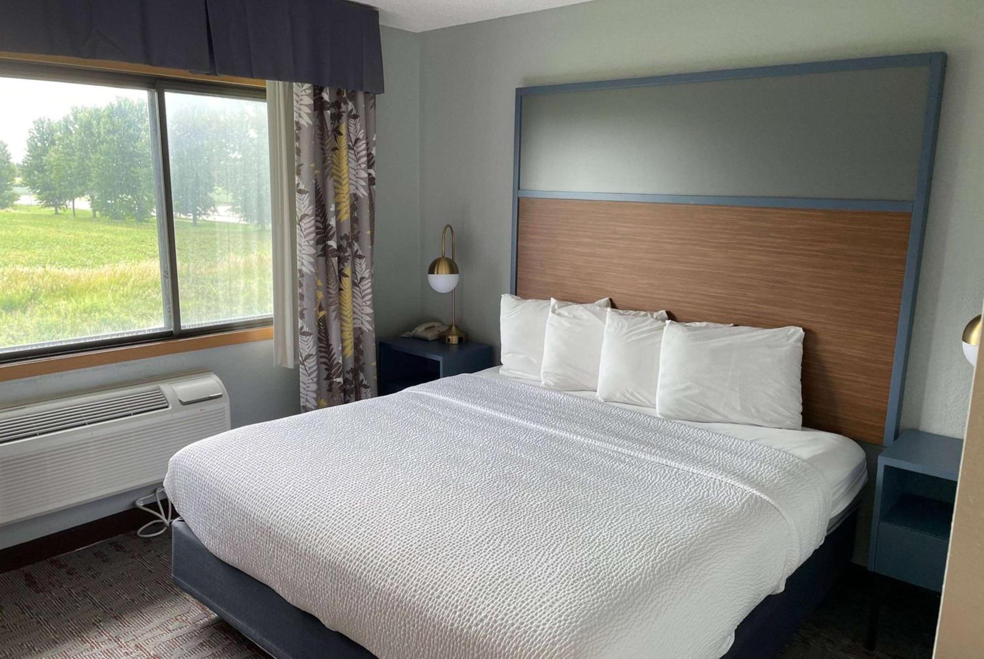 AmericInn by Wyndham Ankeny/Des Moines Extérieur photo