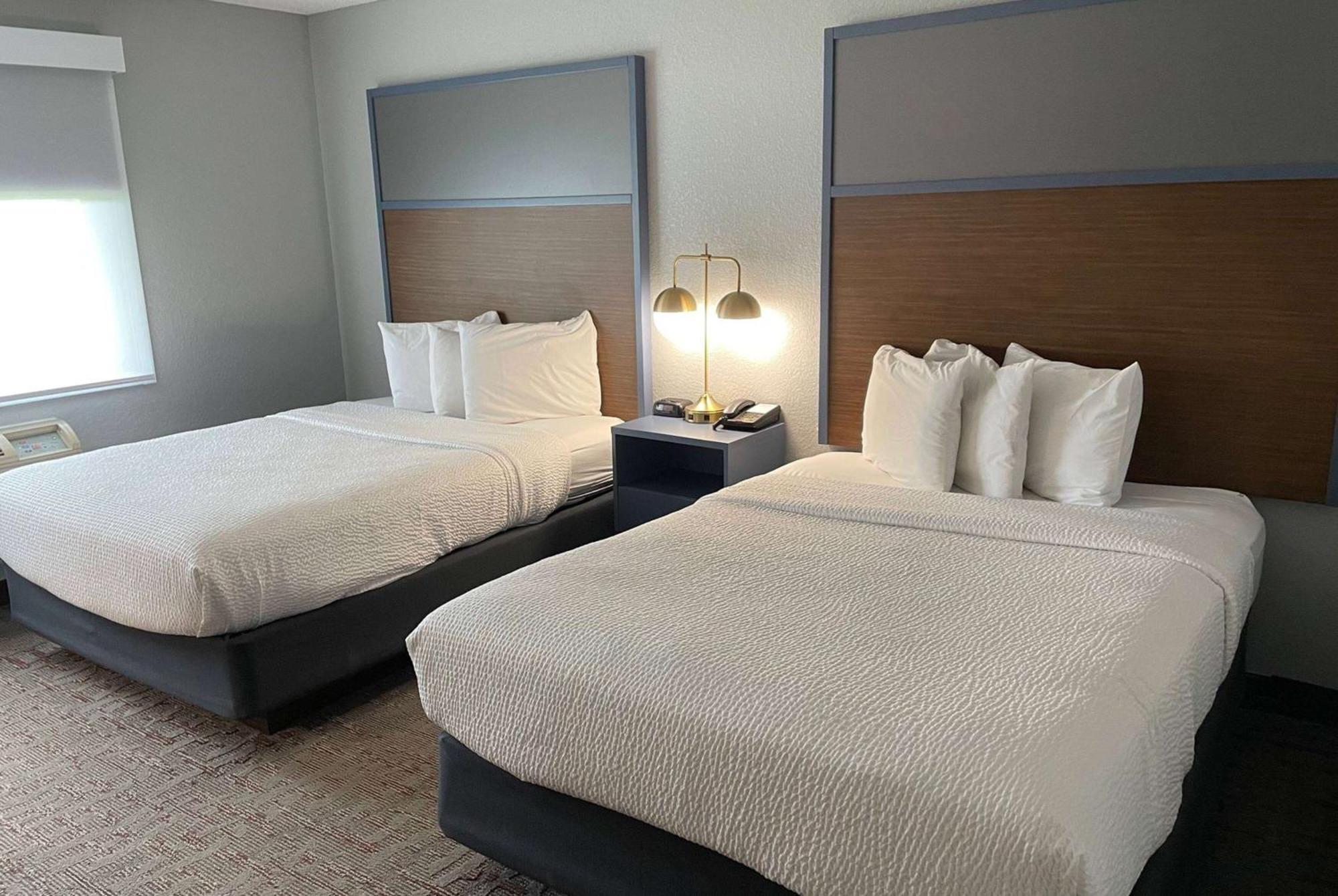 AmericInn by Wyndham Ankeny/Des Moines Extérieur photo
