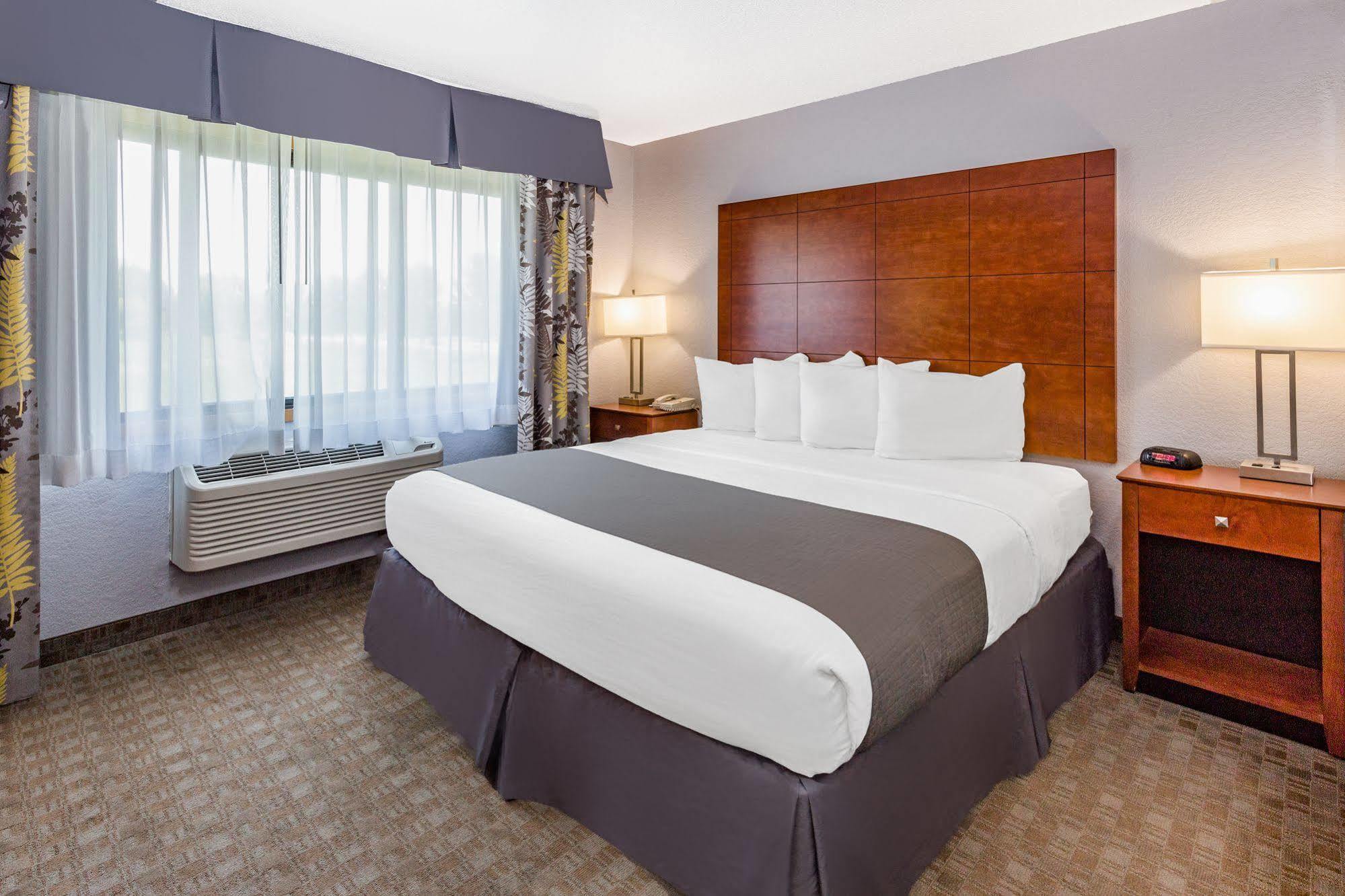 AmericInn by Wyndham Ankeny/Des Moines Extérieur photo